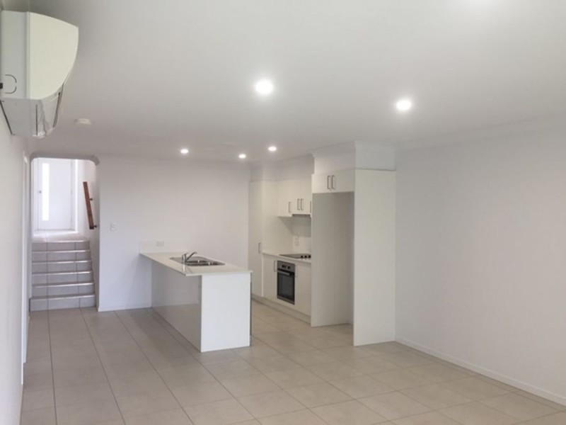 34 BINGO STREET, Holmview QLD 4207