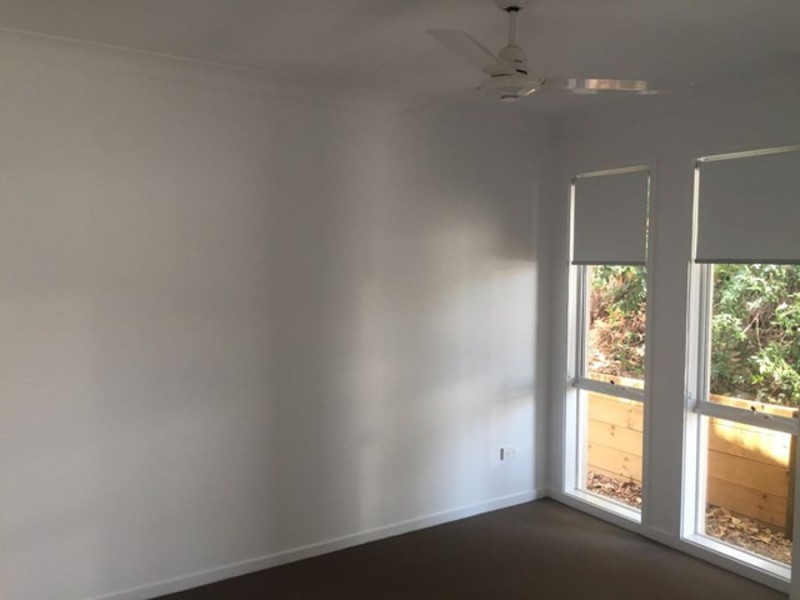 34 BINGO STREET, Holmview QLD 4207