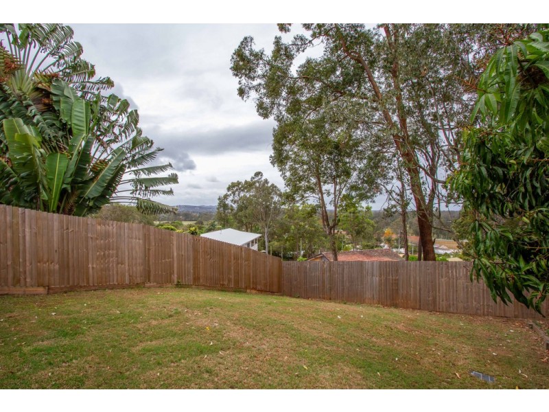 34 BINGO STREET, Holmview QLD 4207