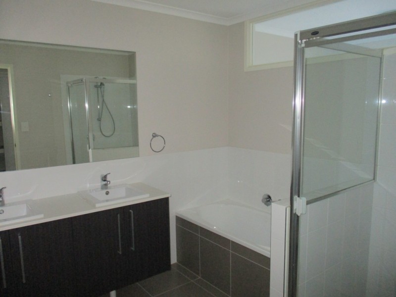 19 Kelly St, Eagleby QLD 4207