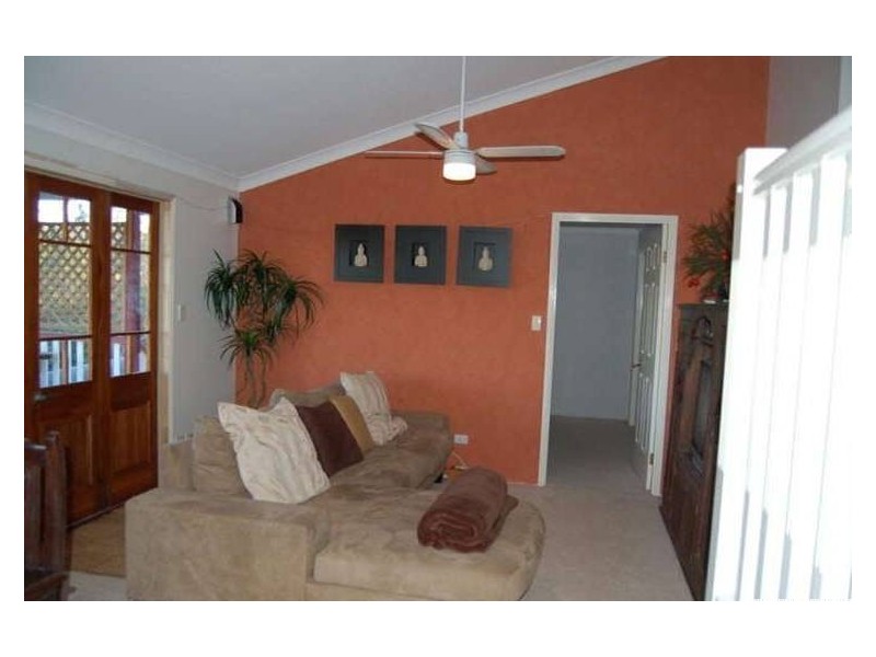 28 Kummara Rd, Edens Landing QLD 4207