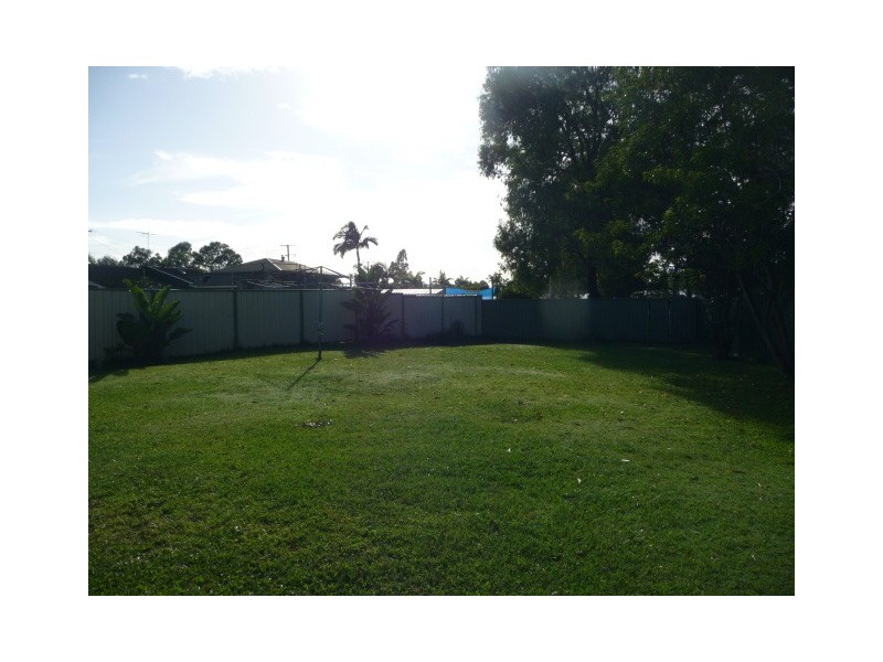 11 Japonica St, Eagleby QLD 4207