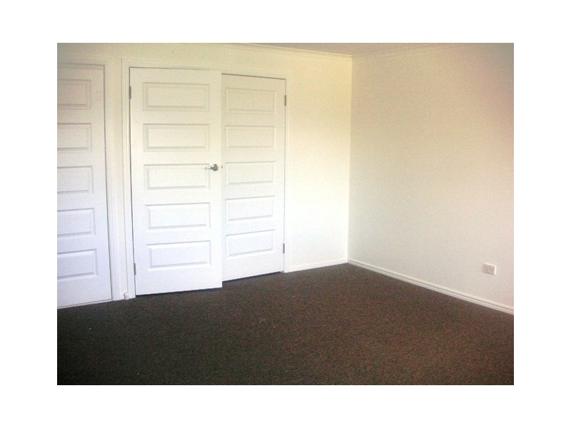 15 Hampton Dr, Loganholme QLD 4129