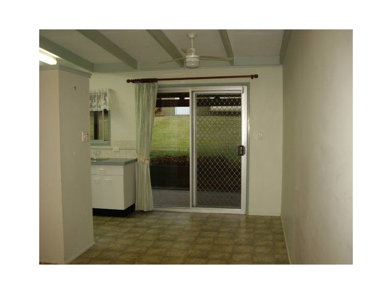 33 Dewar Dr, Loganholme QLD 4129