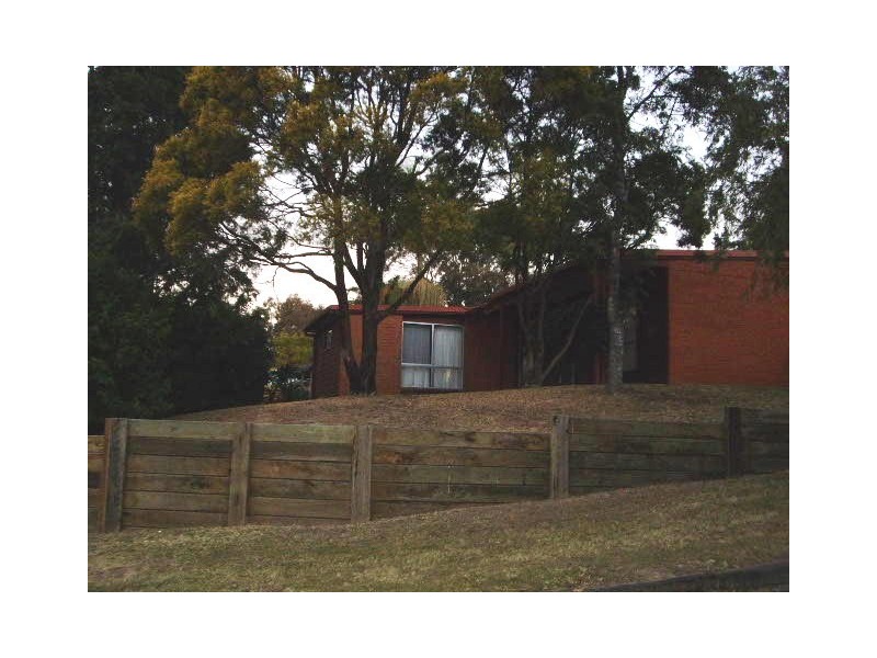 33 Dewar Dr, Loganholme QLD 4129