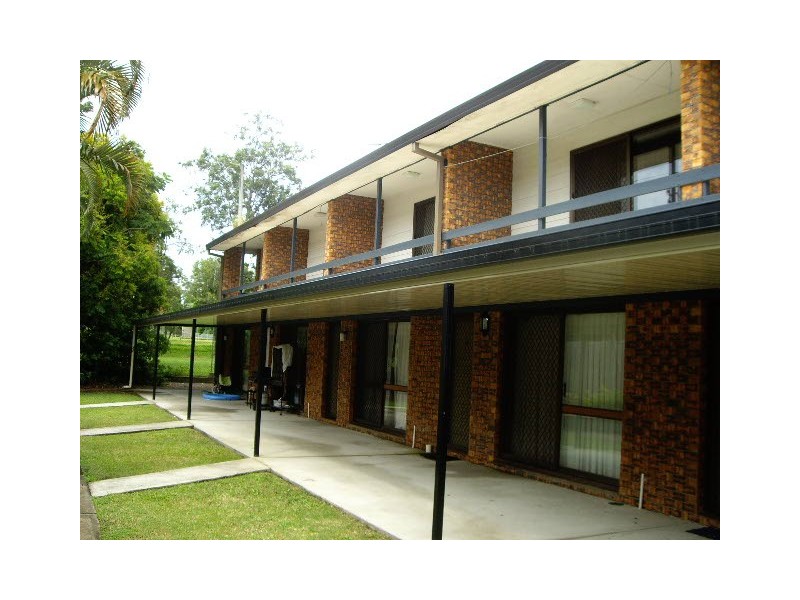 4/4 Coral St, Beenleigh QLD 4207