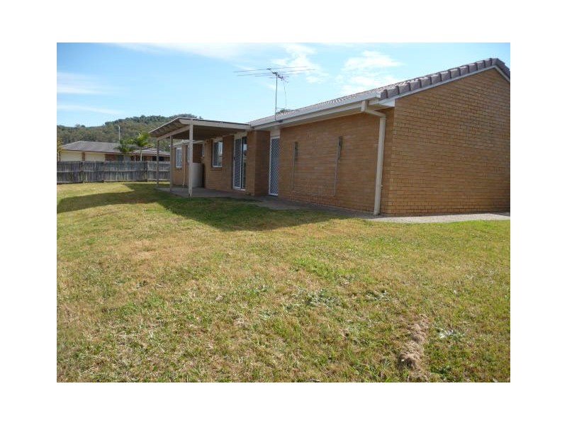 34 Holly Cres, Windaroo QLD 4207