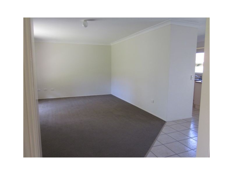 92 Pohon Dr, Tanah Merah QLD 4128