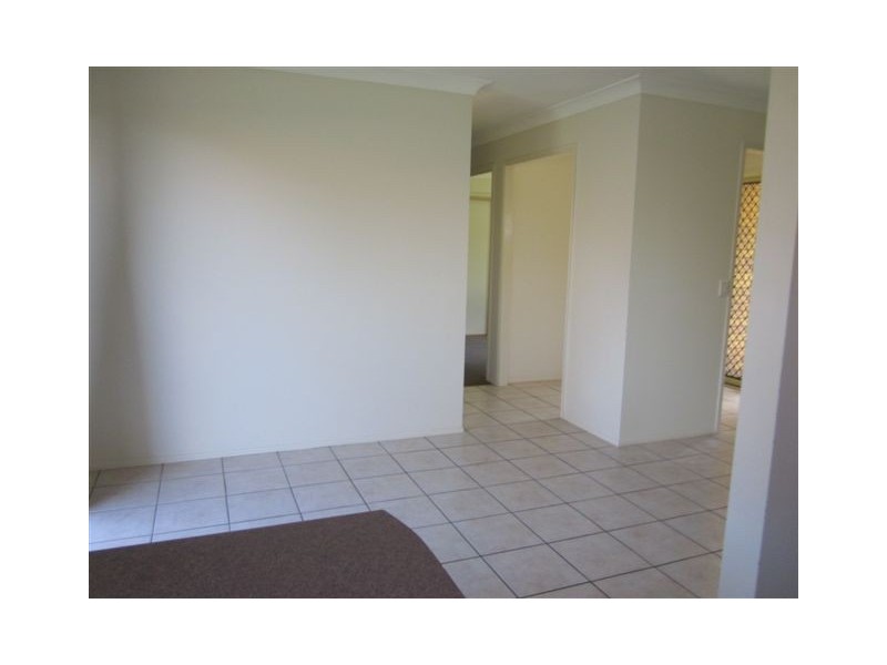 92 Pohon Dr, Tanah Merah QLD 4128