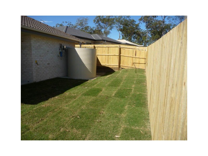 5 RAVENSBOURNE ST, Waterford QLD 4133