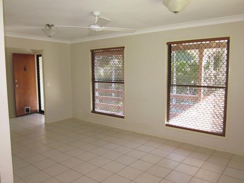 39 Leslie Pde, Slacks Creek QLD 4127