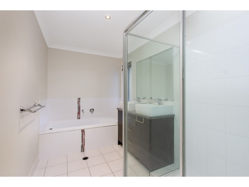 9 ANNABELLE CRESCENT, Upper Coomera QLD 4209