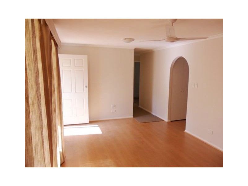 3 Balmoral Street, Eagleby QLD 4207