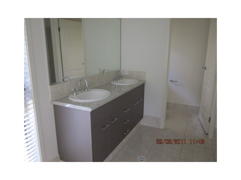 38 Utrecht St, Cornubia QLD 4130