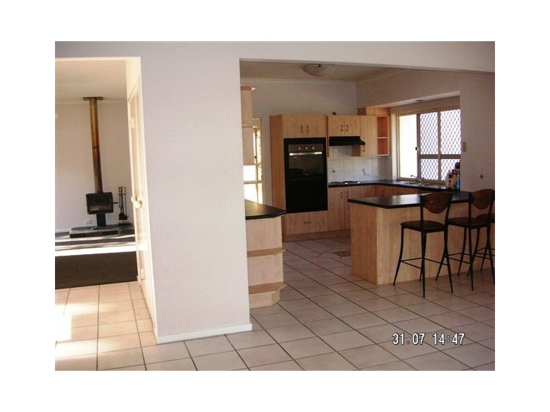 111 Bryants Rd, Loganholme QLD 4129