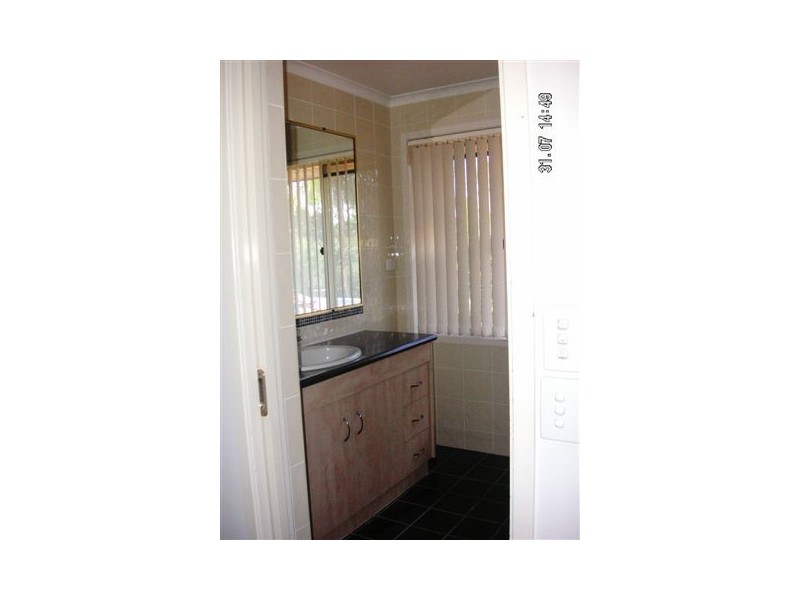 111 Bryants Rd, Loganholme QLD 4129