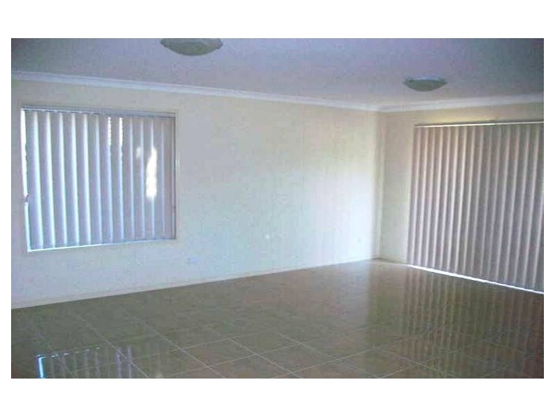 4 Crestwood Street, Bahrs Scrub QLD 4207