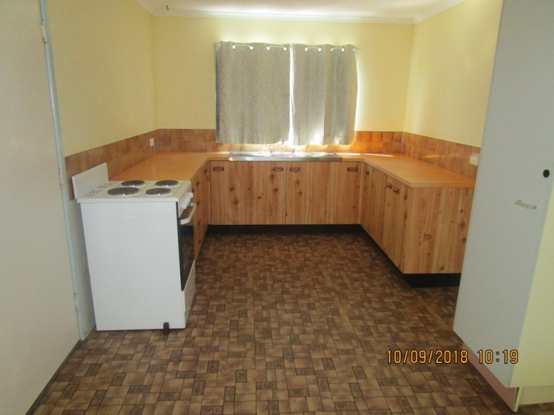6 Magra Crt, Eagleby QLD 4207