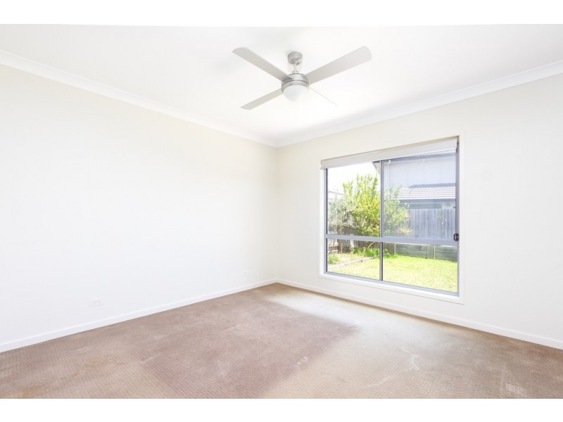 7 Ravensbourne Crt, Waterford QLD 4133