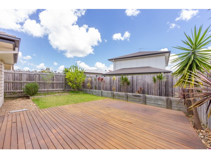 7 Ravensbourne Crt, Waterford QLD 4133