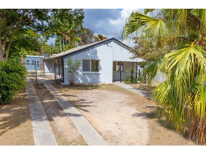 11 HUGHES STREET, Eagleby QLD 4207
