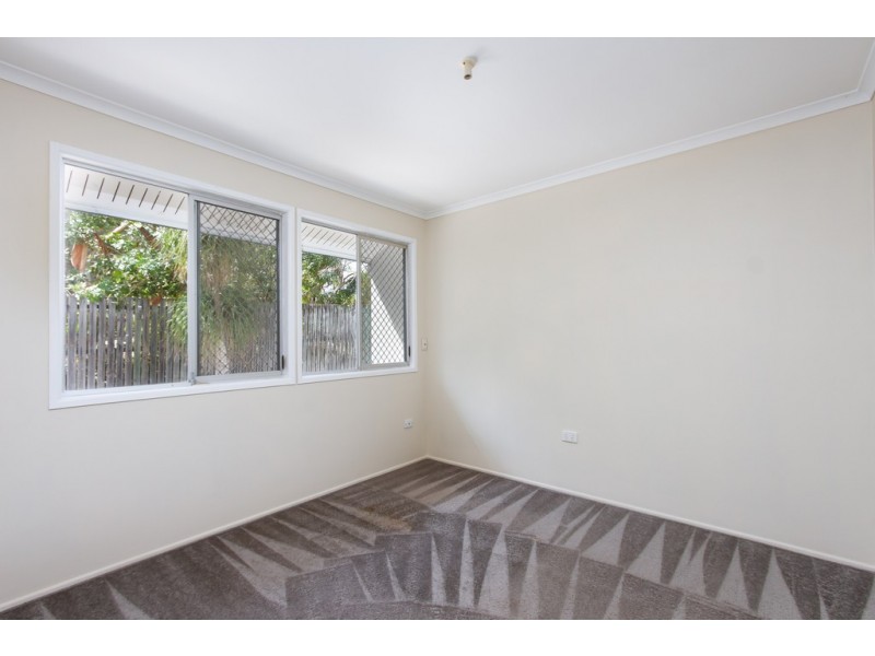 11 HUGHES STREET, Eagleby QLD 4207