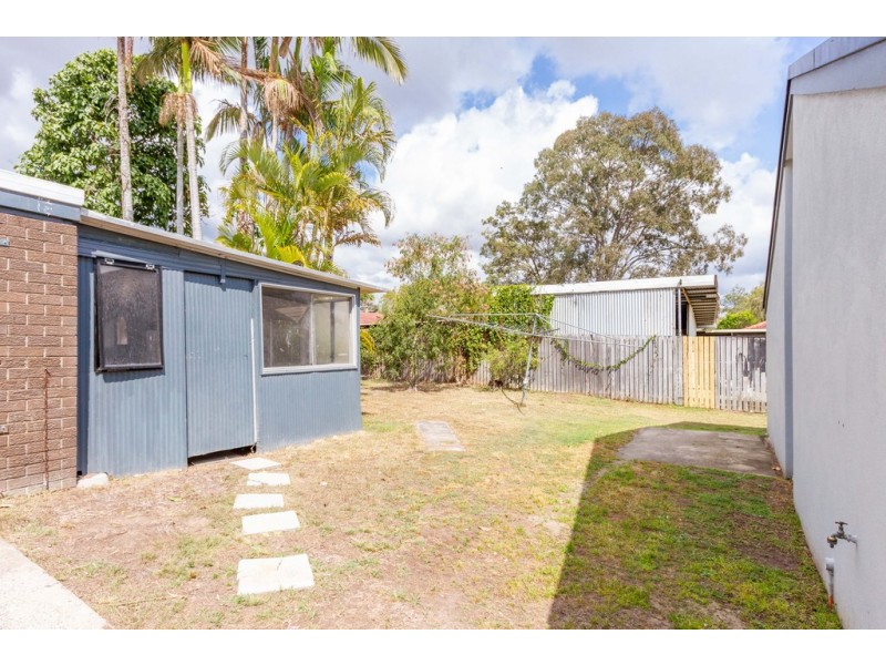 11 HUGHES STREET, Eagleby QLD 4207