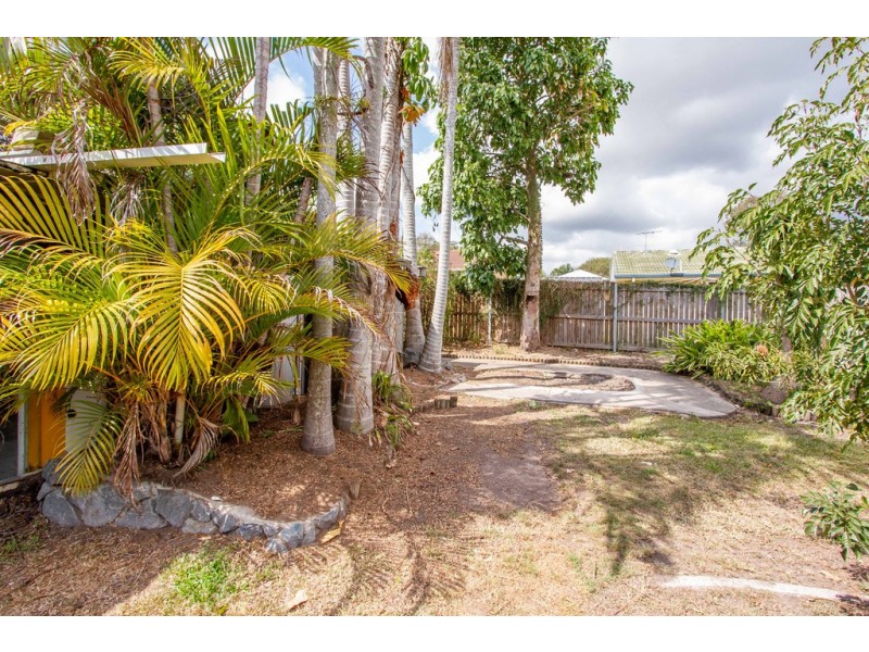 11 HUGHES STREET, Eagleby QLD 4207