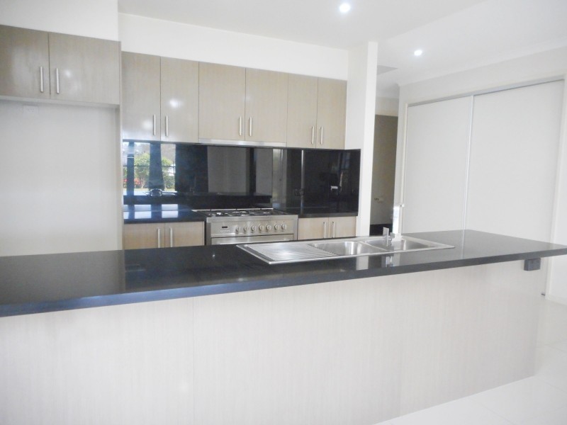 40 Barrington Ccrt, Waterford QLD 4133