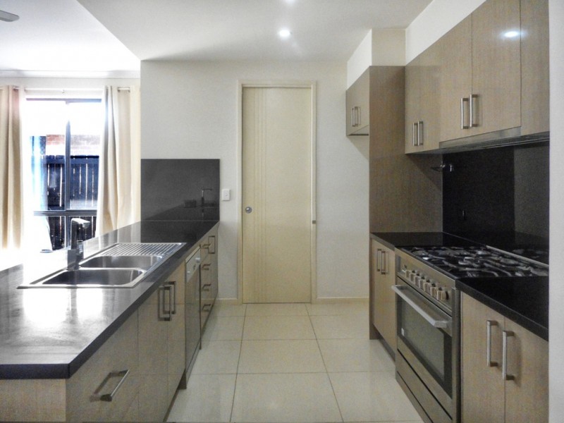 40 Barrington Ccrt, Waterford QLD 4133