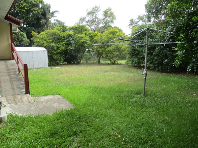 49 Crest St, Beenleigh QLD 4207