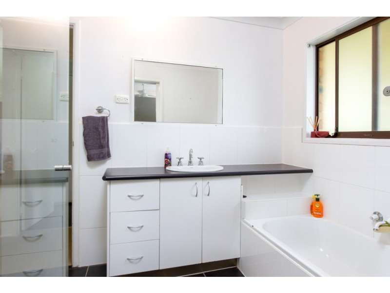 3 AINSLEE COURT, Mount Warren Park QLD 4207