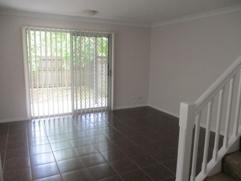 21/34-42 University Drive, Meadowbrook QLD 4131