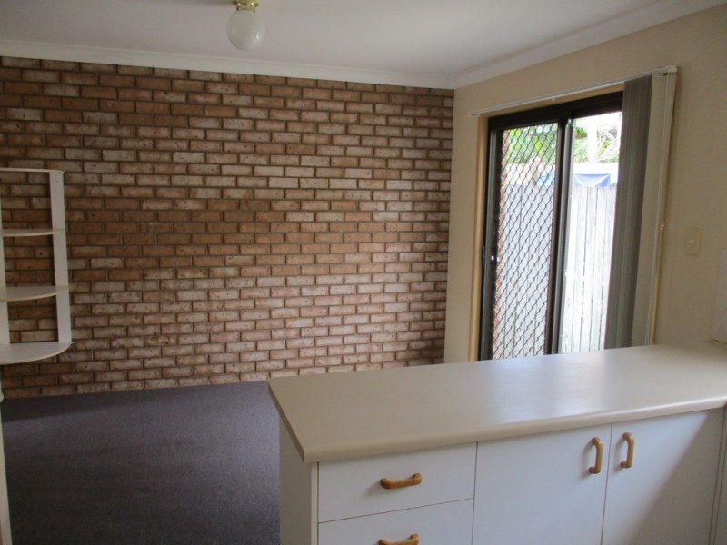 2/15 Woodbeck Street, Beenleigh QLD 4207