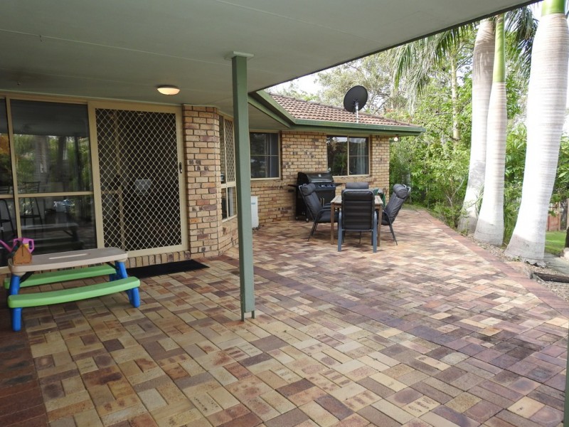 53 Ivanhoe Dr, Edens Landing QLD 4207