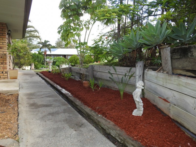 53 Ivanhoe Dr, Edens Landing QLD 4207