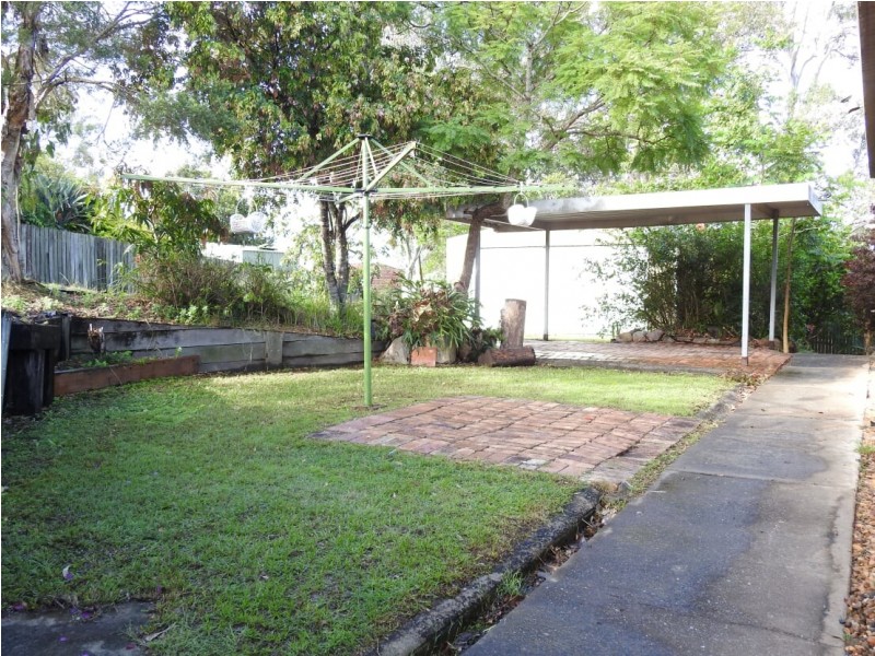 53 Ivanhoe Dr, Edens Landing QLD 4207