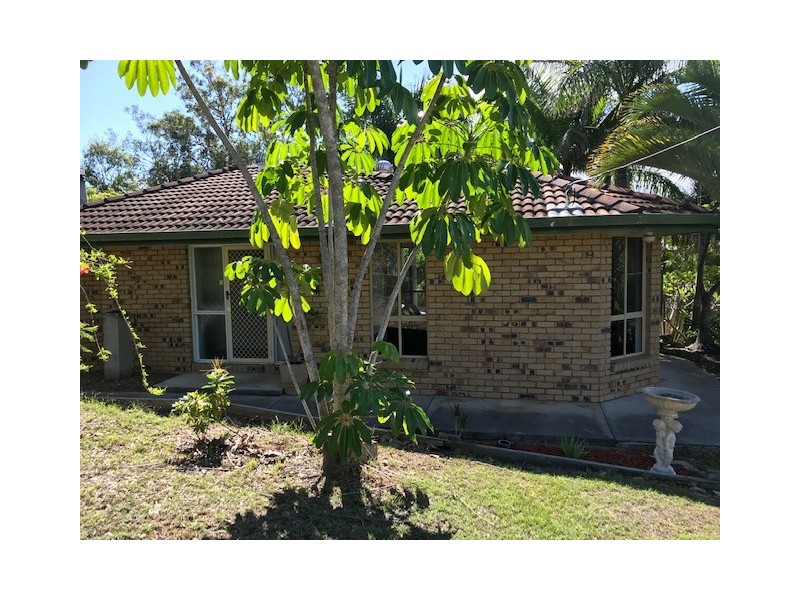 53 Ivanhoe Dr, Edens Landing QLD 4207
