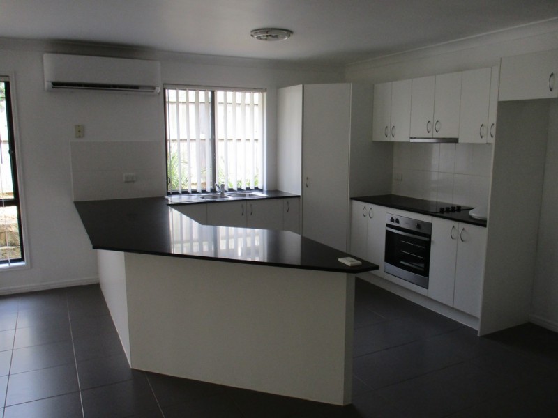 38 Alvine Drive, Eagleby QLD 4207