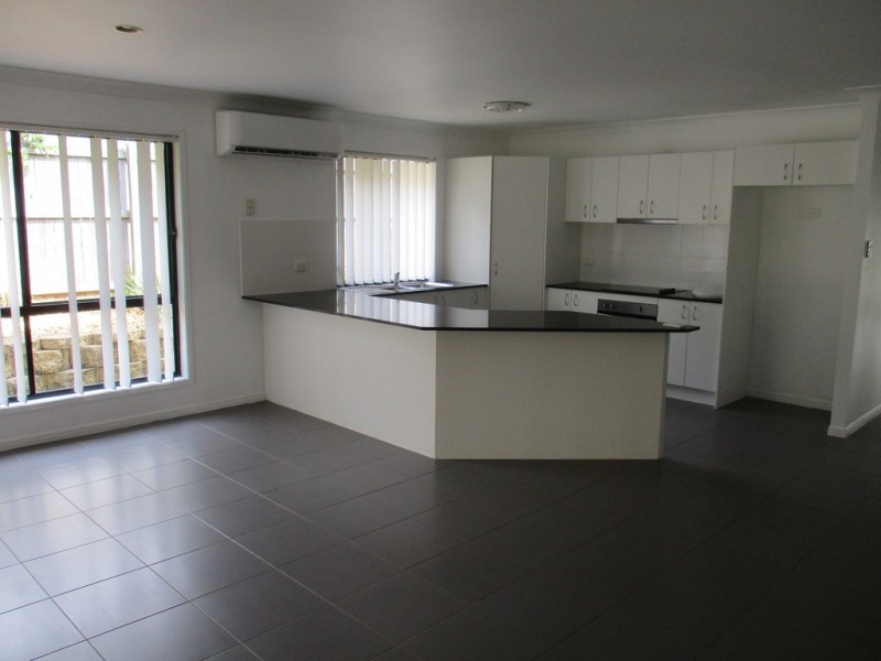 38 Alvine Drive, Eagleby QLD 4207