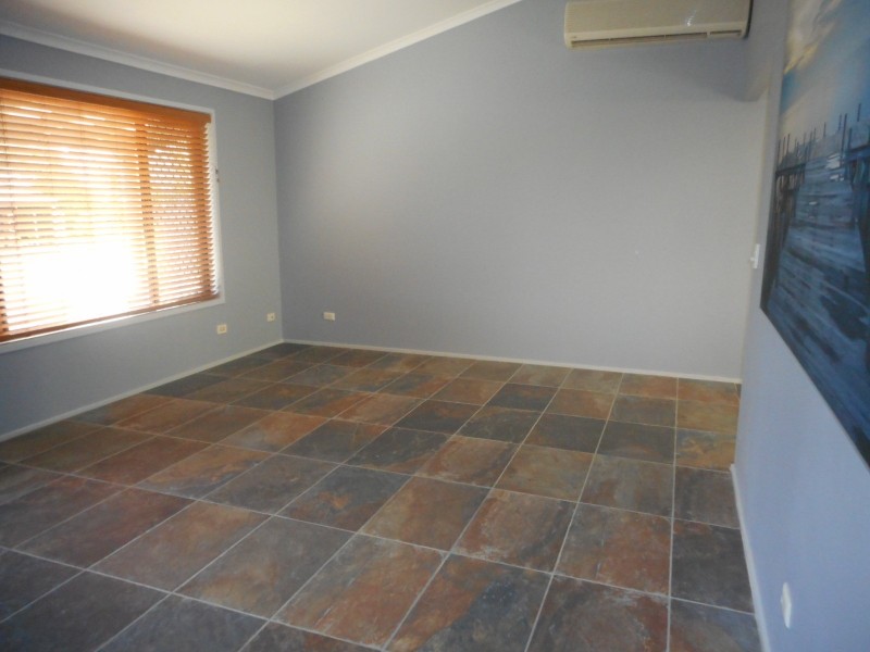 4 Maller Place, Beenleigh QLD 4207