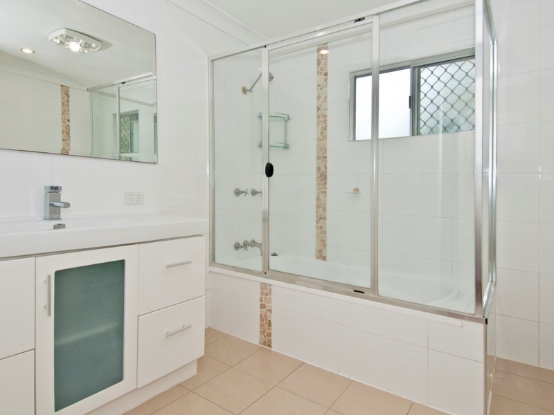 22 TWEEDVALE STREET, Beenleigh QLD 4207