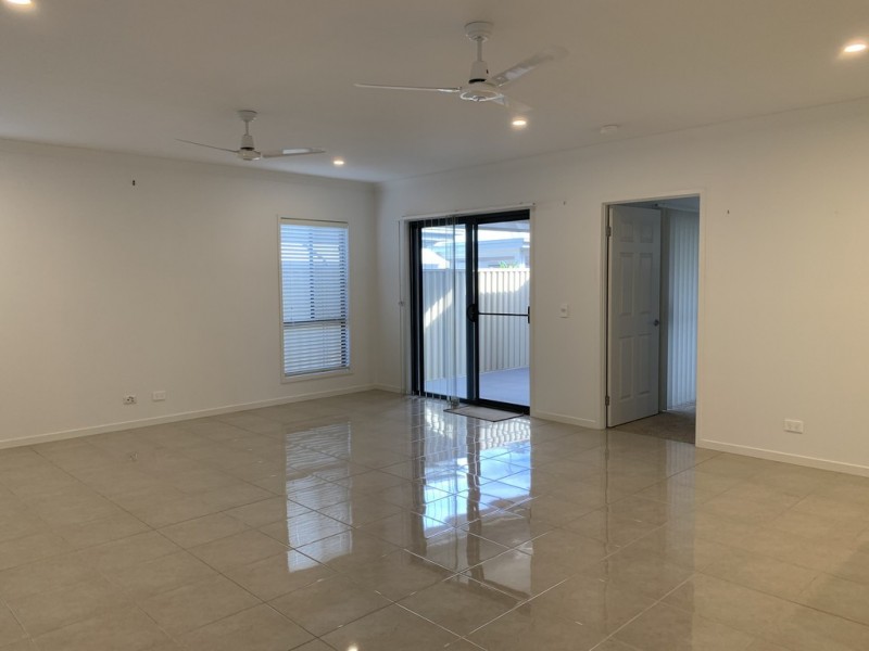 326/225 LOGAN STREET, Eagleby QLD 4207