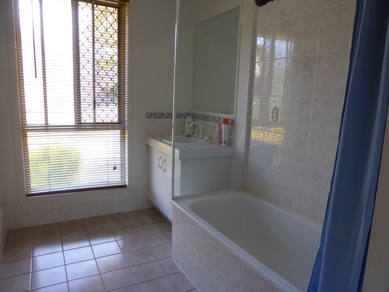 22 Kummara Road, Edens Landing QLD 4207