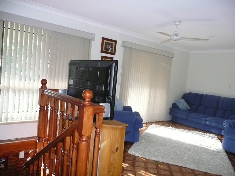 Edens Landing QLD 4207