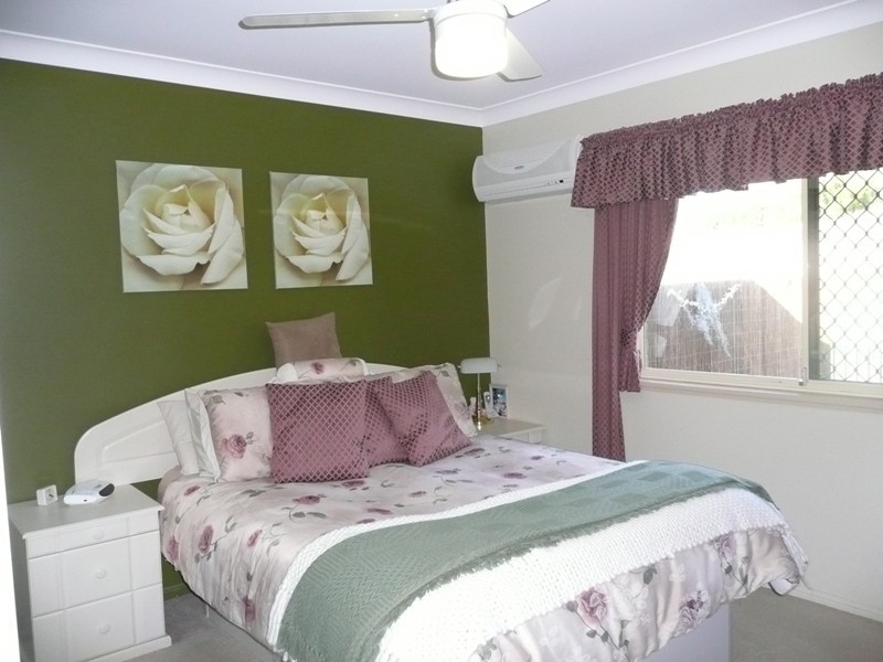 Edens Landing QLD 4207