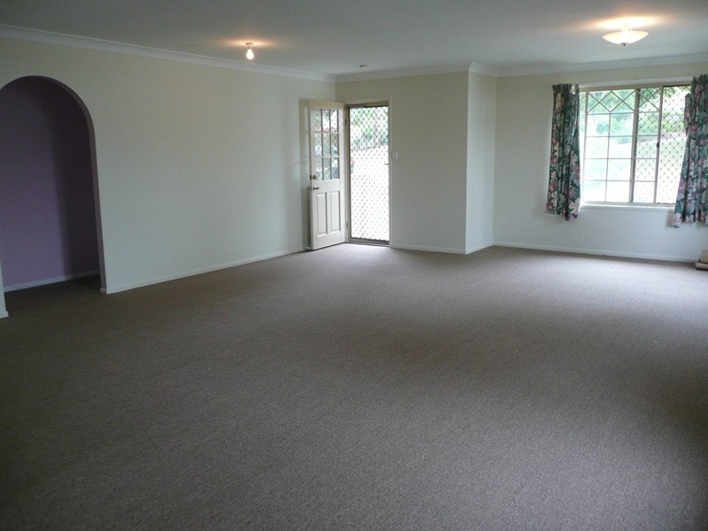 12A Costigan Terrace, Edens Landing QLD 4207