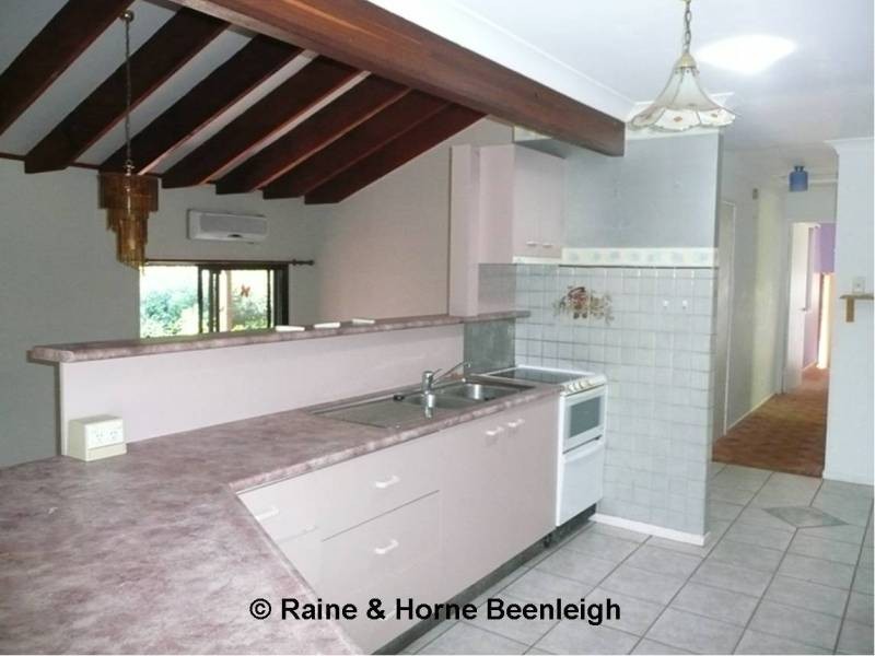 19 Jarvis Street, Holmview QLD 4207