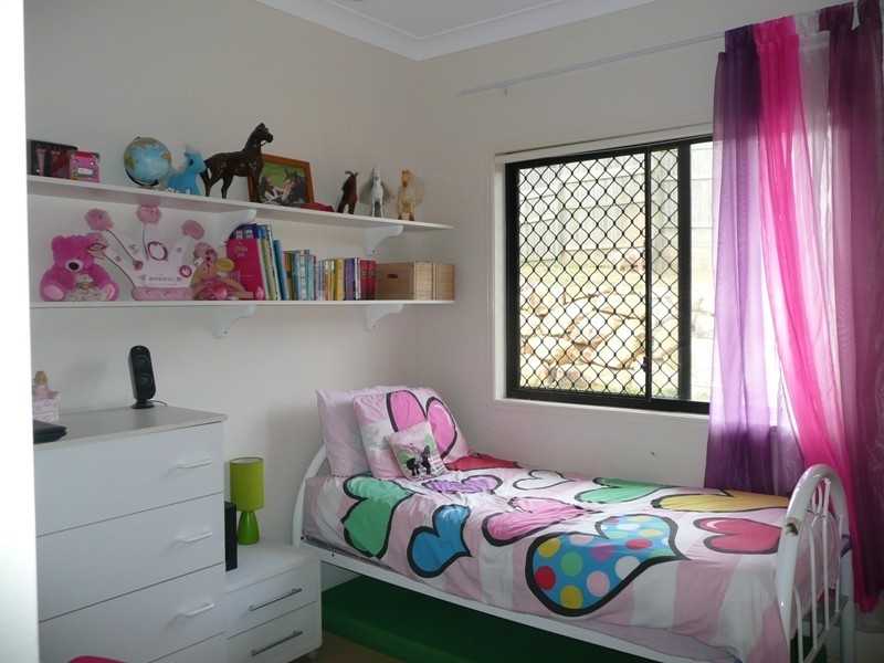 Edens Landing QLD 4207