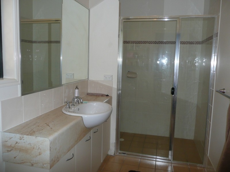 Edens Landing QLD 4207